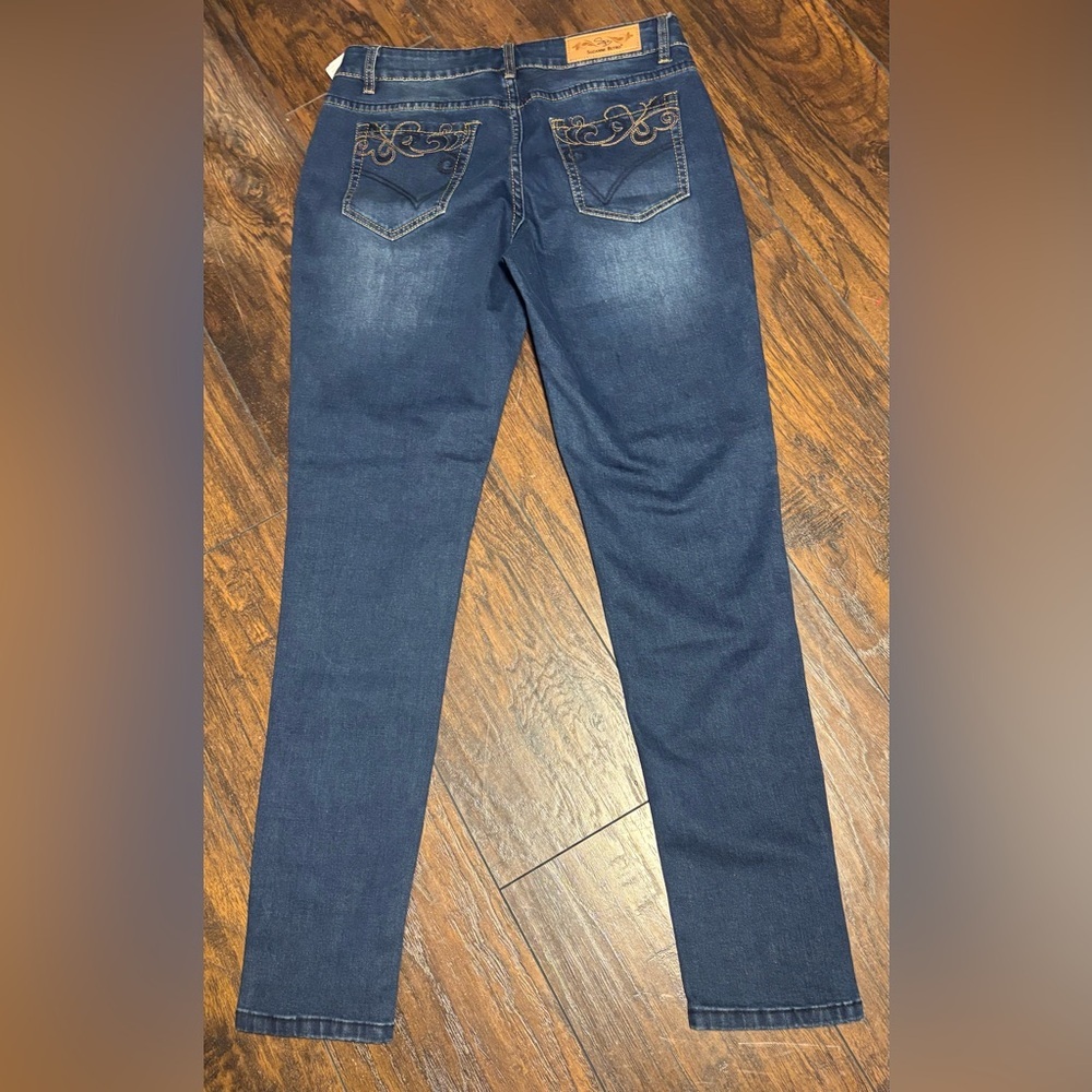 Suzanne Betro Dark Blue Skinny Jeans - Picture 5 of 9